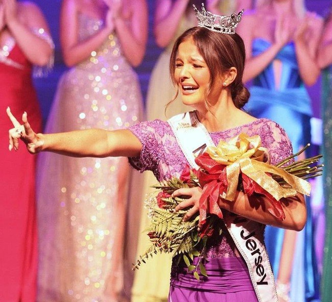 Elizabeth Mendel wins Miss New Jersey 2024 Crown on June 8 in Atlantic City