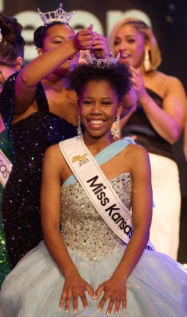 Erin Rolfe is crowned Miss Kansas’ Teen 2023