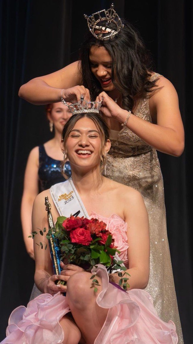 Lynciemae Adams is crowned Miss Alaska’s Teen 2023