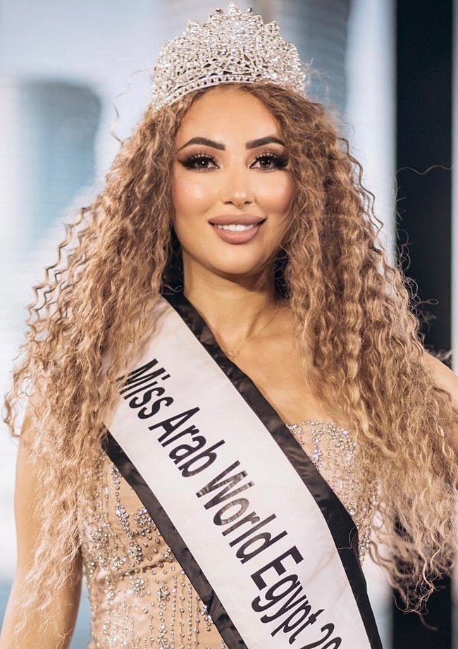 Education Specialist Dr. Reem El Ganzoury wins Miss Arab World Egypt 2025 Crown